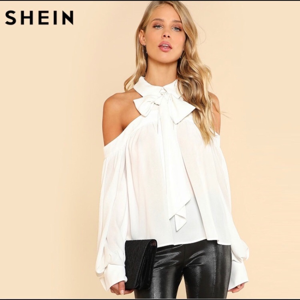 SUPER SALE‼️WHITE COLD SHOULDER BLOUSE